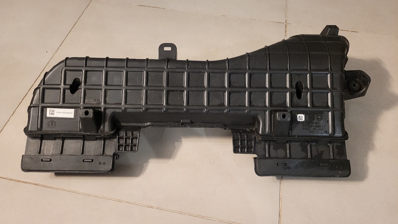 РЕЗОНАТОР JEEP GRAND CHEROKEE 3,6 WL 68410708AC 2021-2025 