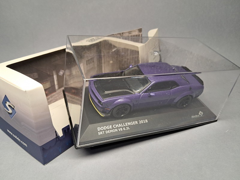 Dodge challenger - Allegro Lokalnie