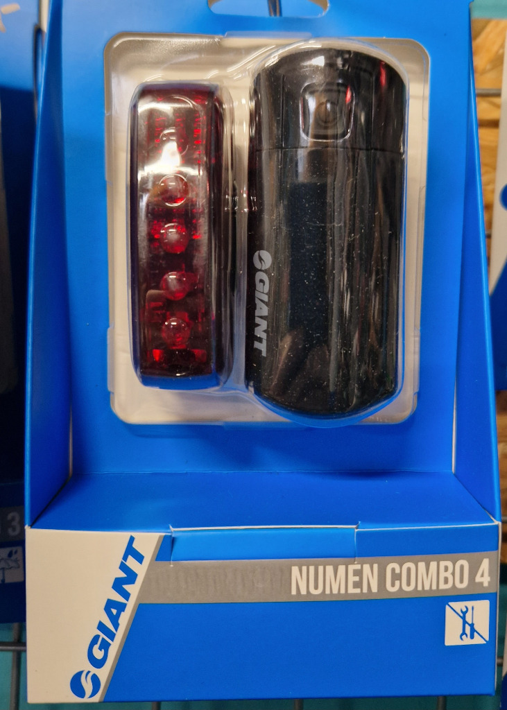 Zestaw o wietlenia Giant Numen Combo 4 NOWY wiecie Kup