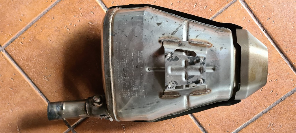 user_eca6f954 R Ford 2402929.Модуль вентилятора FORD ESCAPE/FOCUS/KUGA/C-MAX