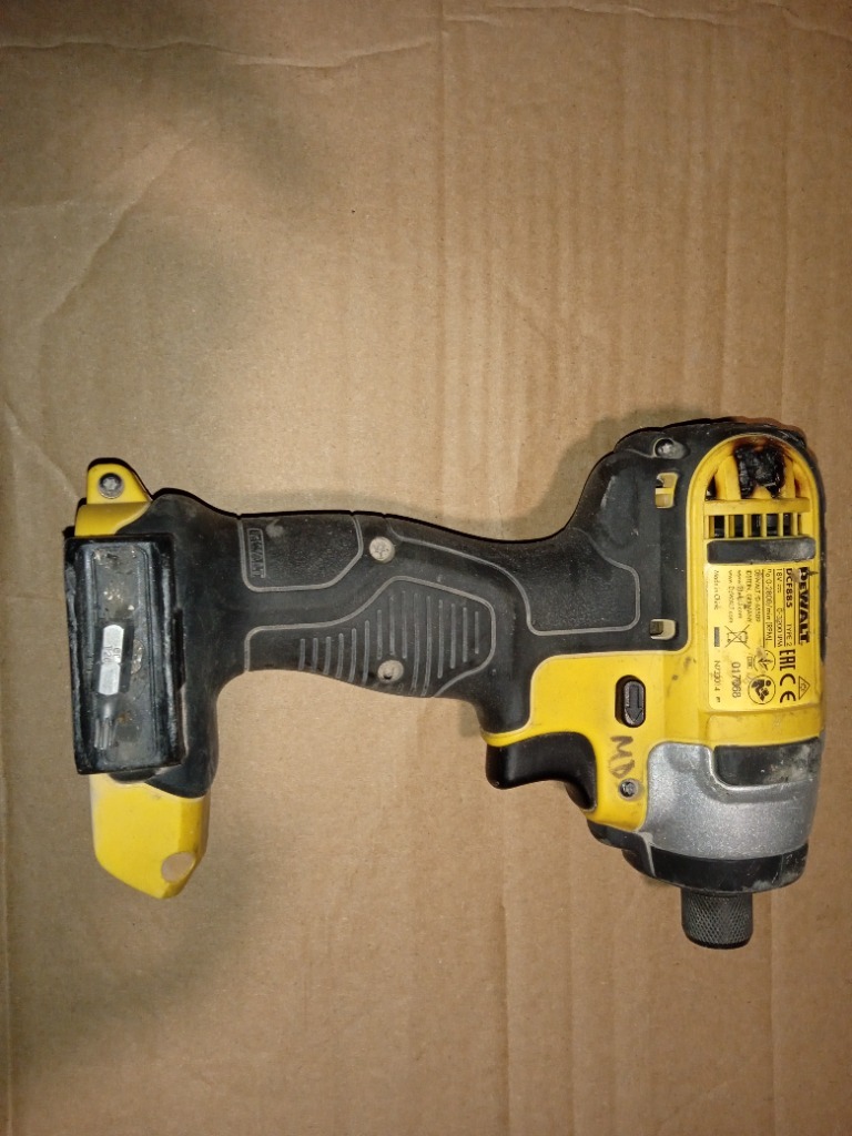 Zakrętarka Dewalt DCF 885 Maków Podhalański Licytacja na Allegro