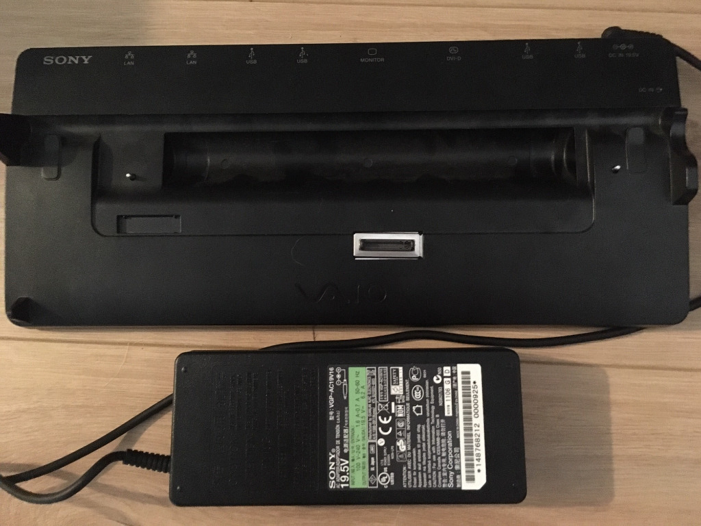 Prz10 Stacja Dokujaca Vaio Vgp Prz10 Vpcz11x9e Kup Teraz Za 107 00 Zl Plonsk Allegro Lokalnie