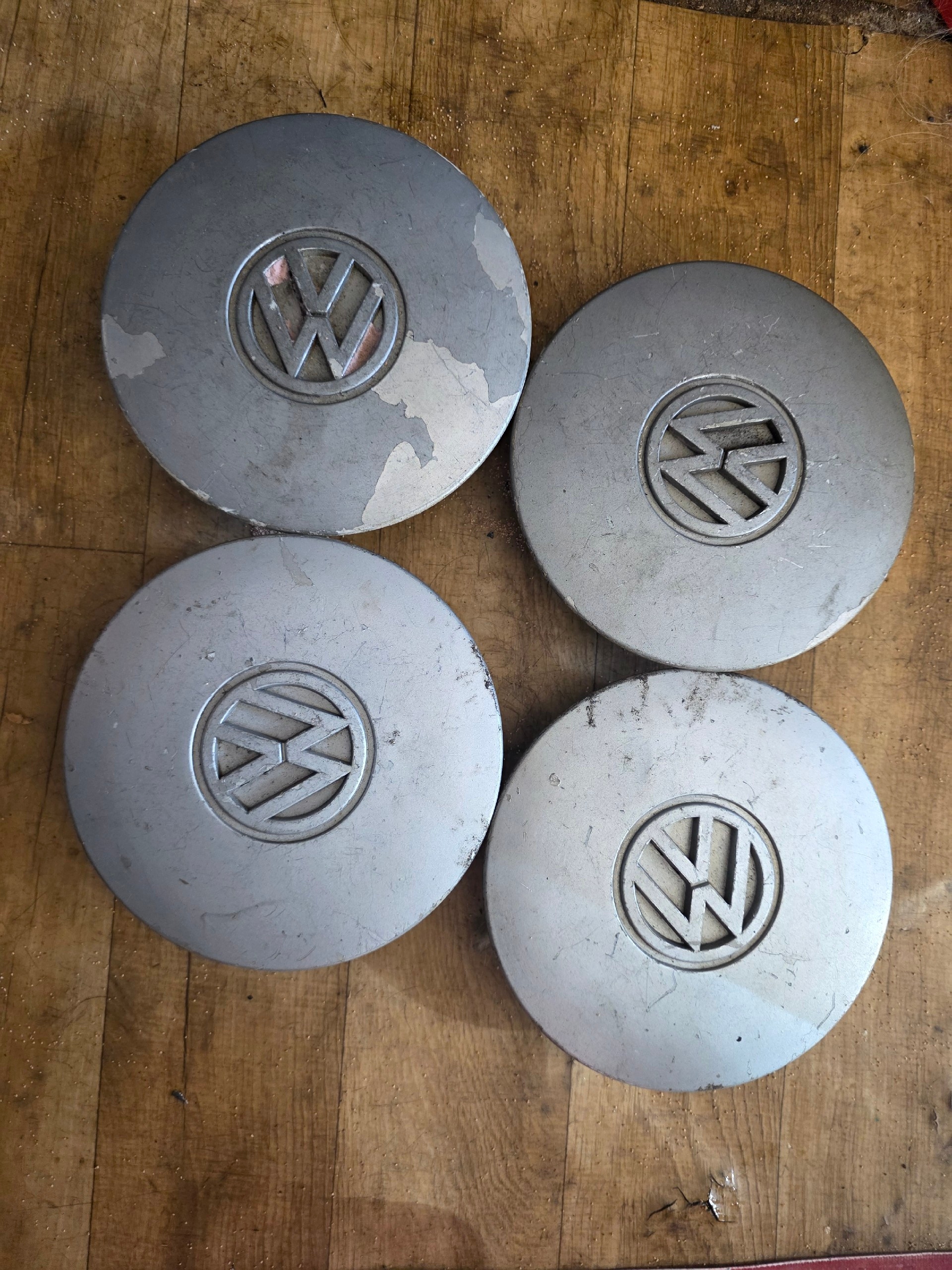 КОВПАЧОК КОЛЕСА VW 1H0 601 149H 