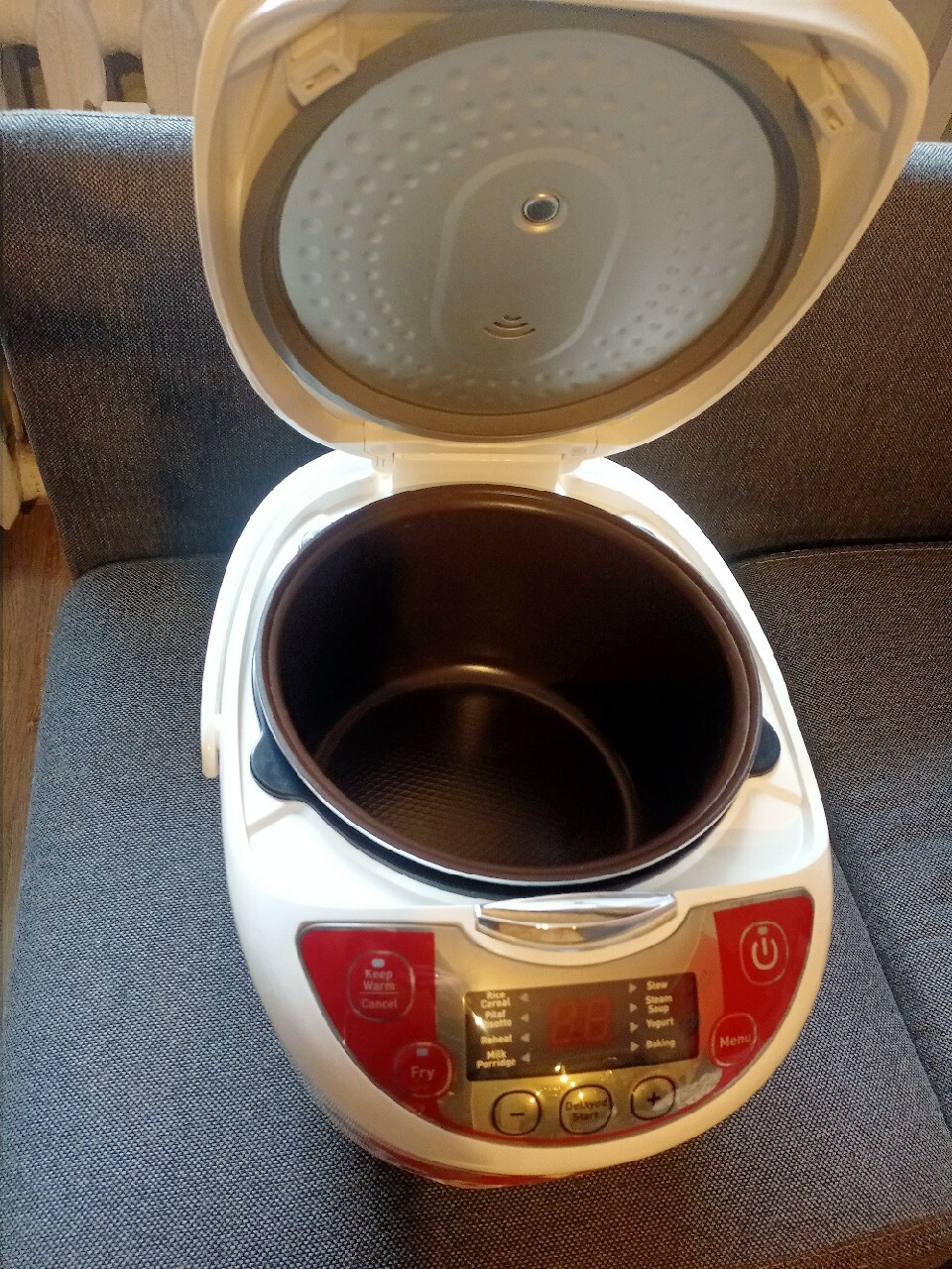 Multicooker TEFAL Fuzzy Led RK7051, 750W, 12w1 Turek Kup teraz na