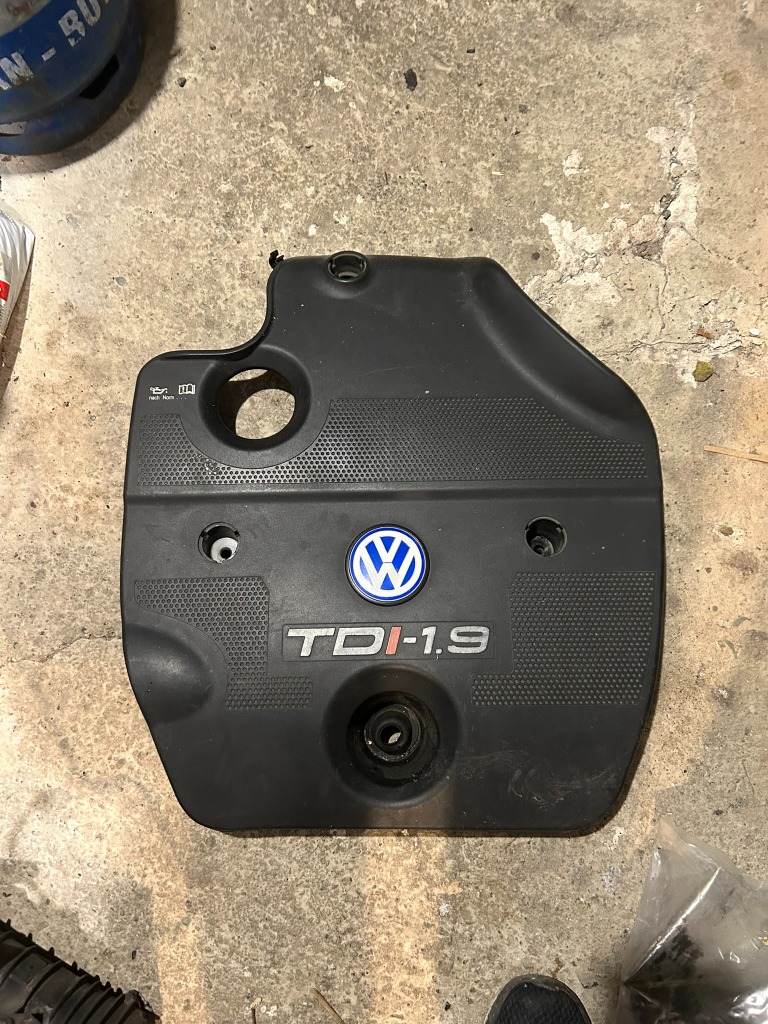 ВЕРХНЯ ЗАХИСТ ДВИГУНА VW GOLF 4 BORA 1.9 TDI ASV ОРИГІНАЛ 038103925E 