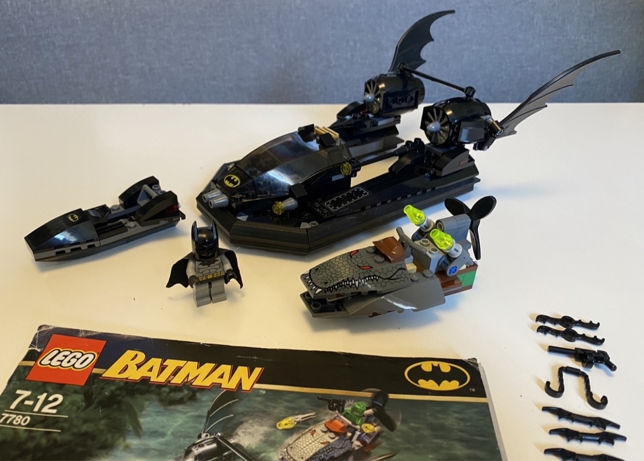 Lego 7780 sale