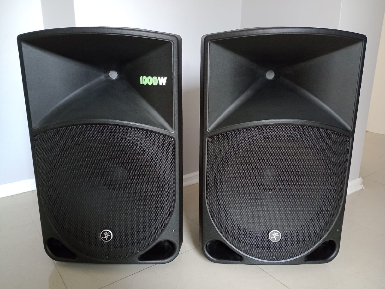 Kolumny Mackie Thump 15 1000W x2 15