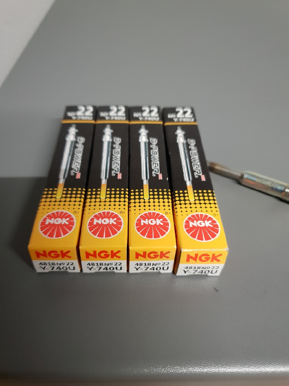 СВІЧКА ZAROWA NGK Y-740U D-POWER NR 22 