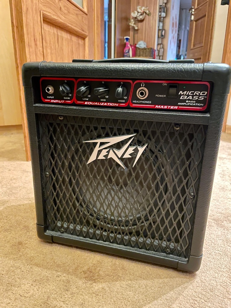 Peavey microbass 20w deals