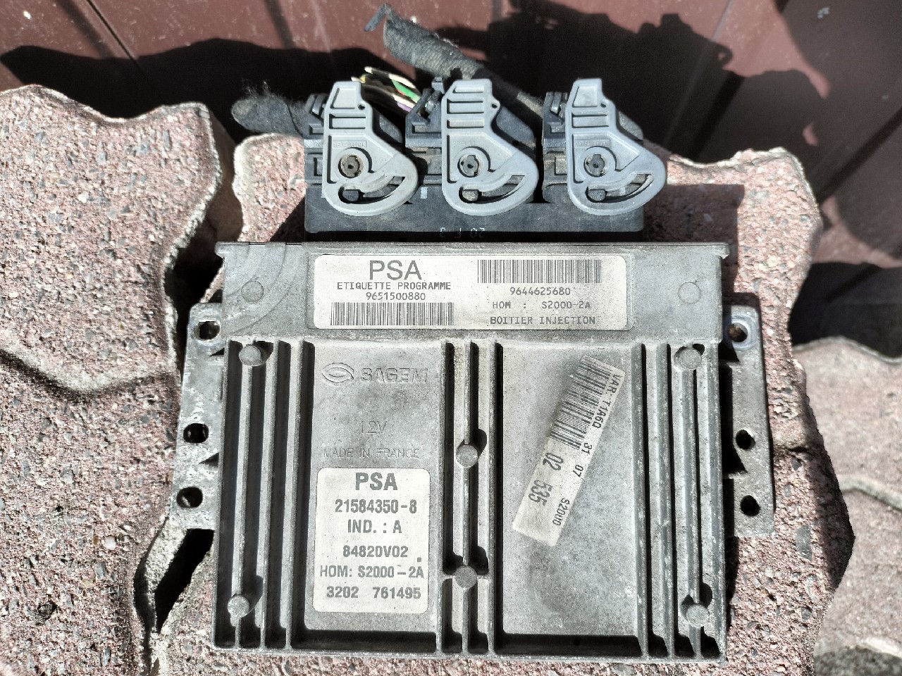 КОМП'ЮТЕР БЛОК КЕРУВАННЯ ДВИГУНА PEUGEOT 206 1.4 KFW NR 19644625680 9651500880 