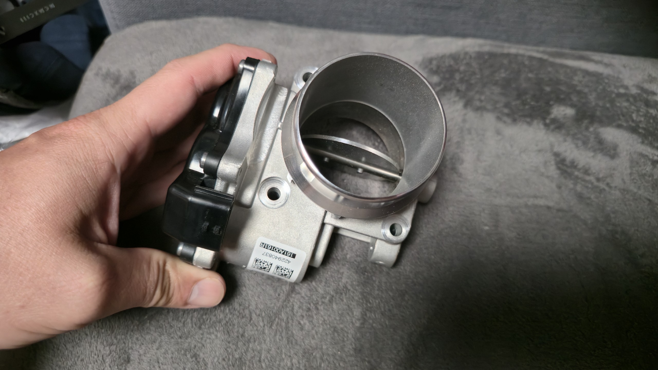 ДРОСЕЛЬНА ЗАСЛІНКА ПОВІТРЯ OE RENAULT NISSAN 161A00161R 25024-00Q0B 