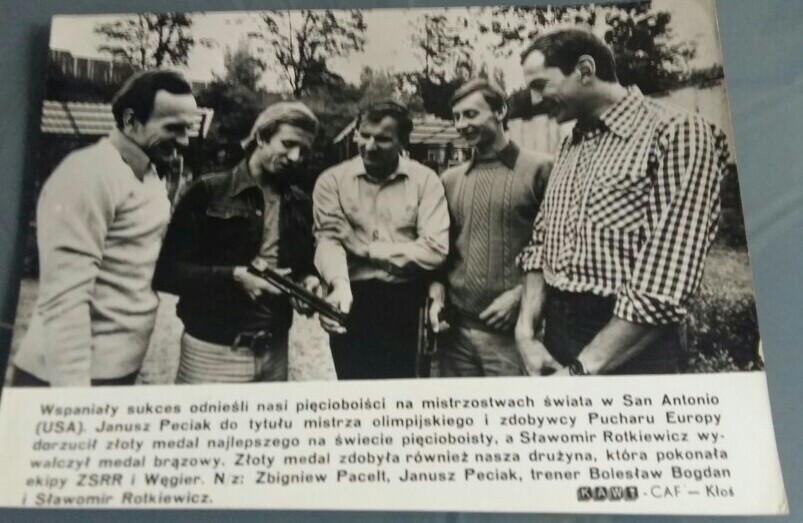 JANUSZ PECIAK I DRUŻYNA PIECIOBOJ NOWOCZESNY Trzcianka Licytacja na