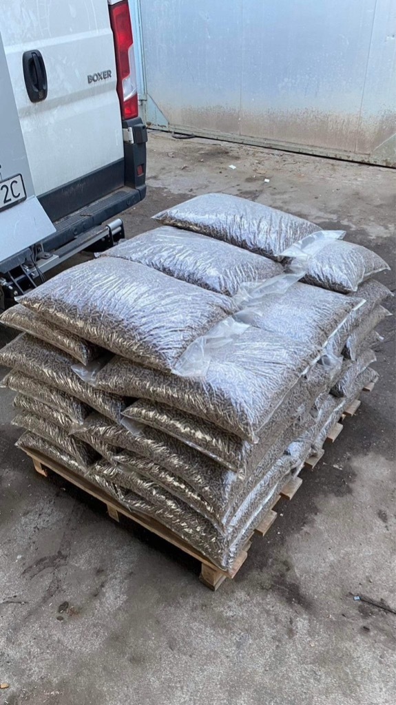 Pellet drzewny sosnowy 6mm (pelet,opał,transport,d Bojanice Kup