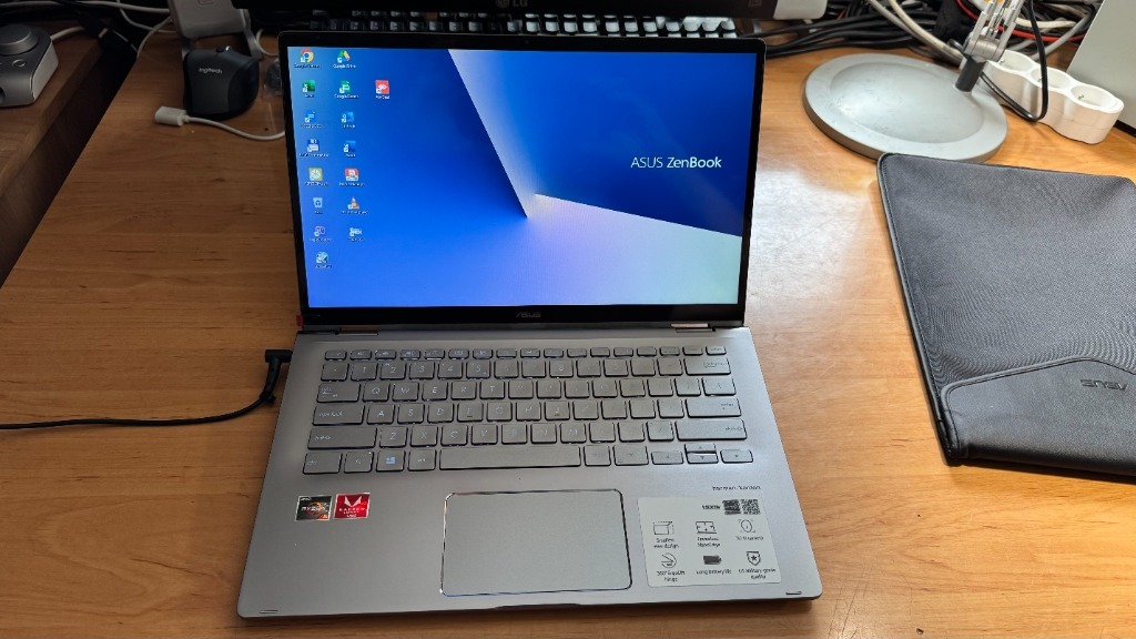 ASUS Zenbook FLIP 14