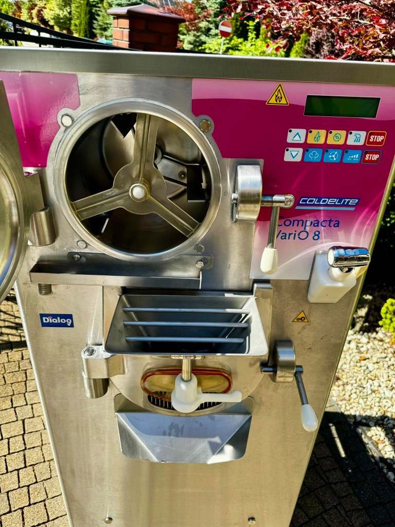 Coldelite Compacta 3004 Turbine A Glace Avec Pastorisateur