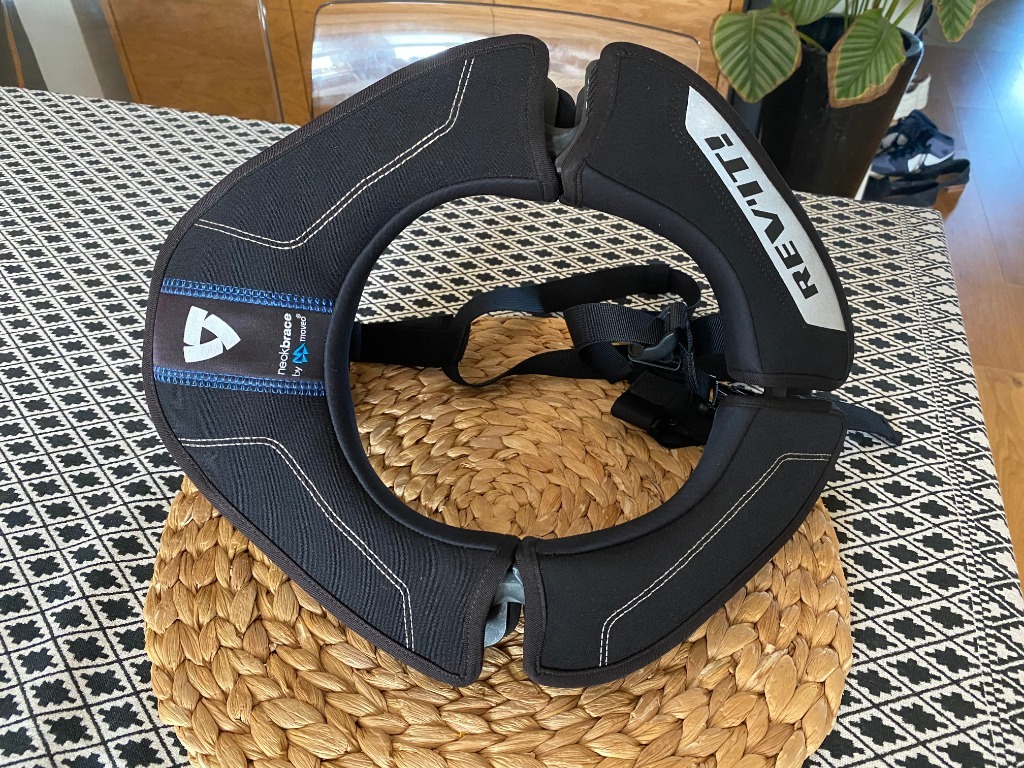 REVIT ADV. NECK BRACE Ostróda Kup teraz na Allegro Lokalnie