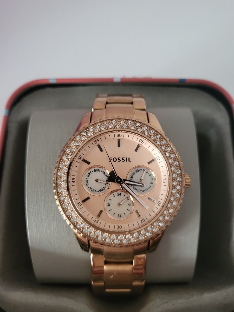 Es3003 hot sale fossil watch