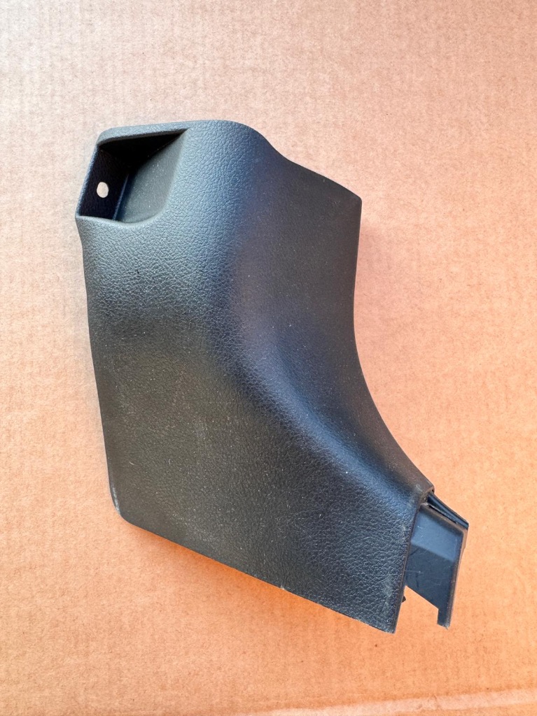 ЗАХИСТ ПОРОГУ ПРАВИЙ ПЕРІД TOYOTA YARIS 3 11-20 62111-0D120 