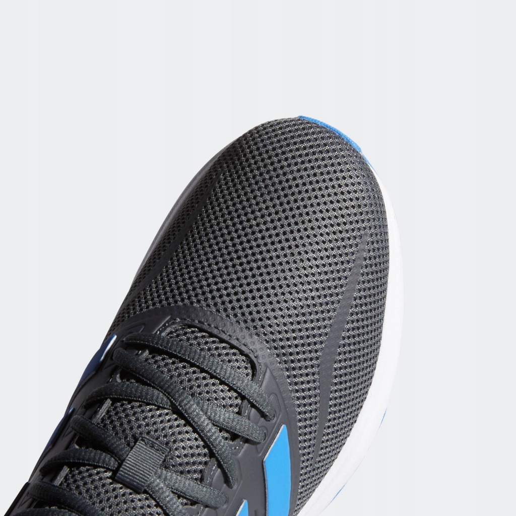 yeezy boost 700 geode on feet