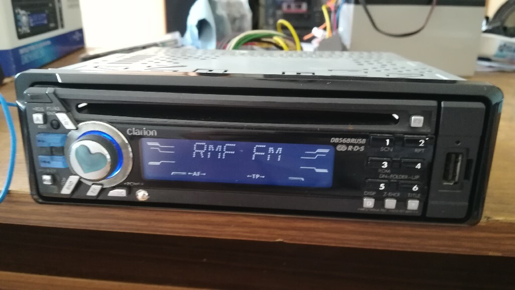 Radio CD Clarion DB568RUSB | Białystok | Licytacja na Allegro Lokalnie