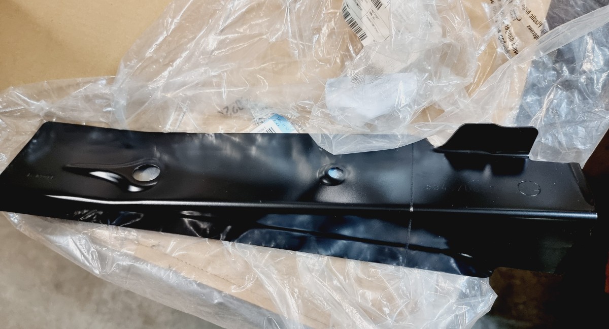 CZECI BMW F90 G30 G31 ЛОНЖЕРОН 41007431361 17118043654 