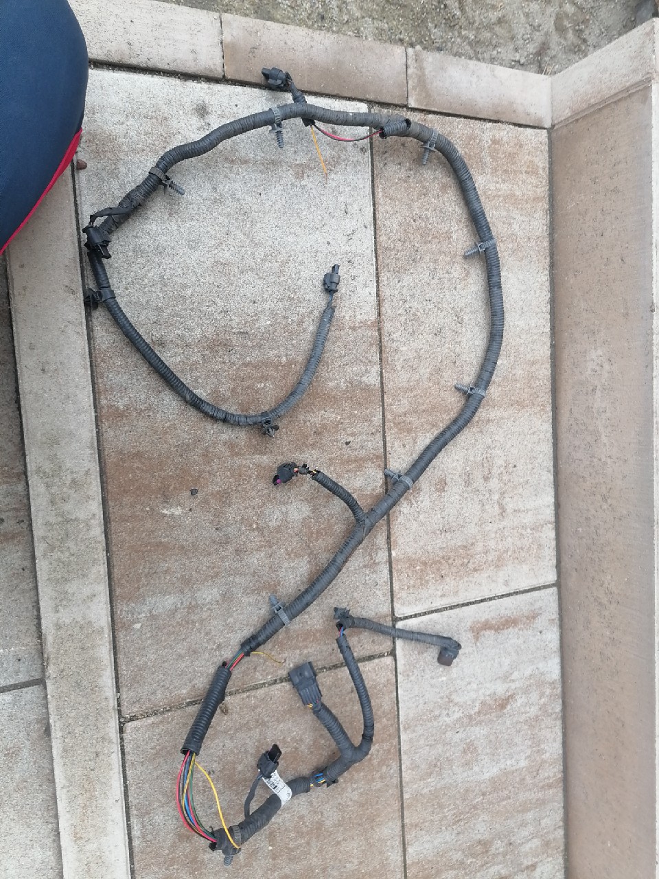 КОМПЛЕКТ ПРОВОДІВ ДАТЧИКИ ПАРКУВАННЯ ПЕРІД HYUNDAI I40 РЕСТАЙЛ 91840-3Z020 
