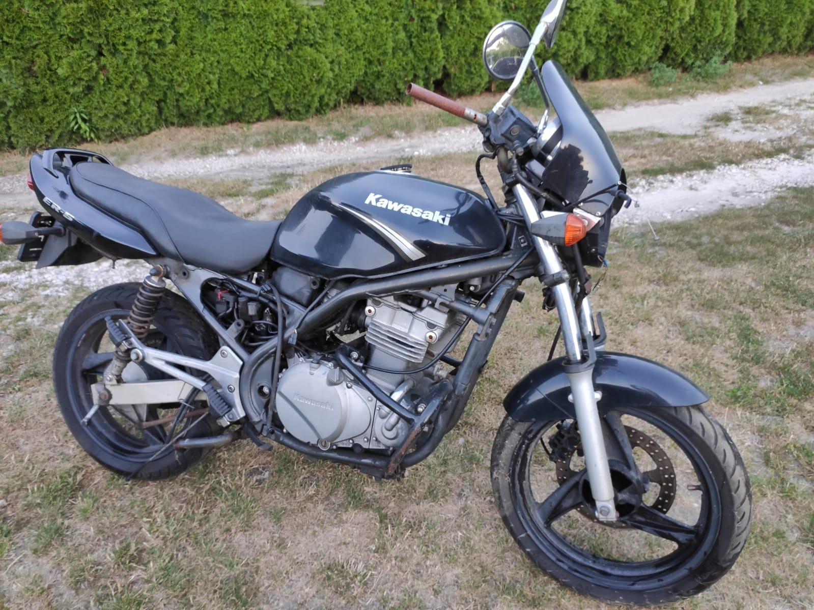 KAWASAKI ER5, ER500 -ЗАПЧАСТИНИ 