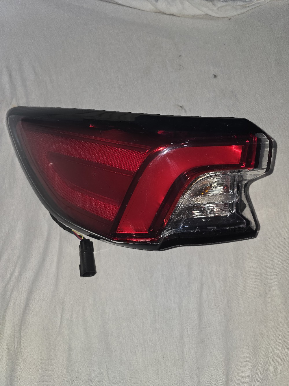 ФАРА ЗАДНЯ ЛІВА FORD KUGA 3 ПЕРЕД РЕСТАЙЛ LED (СВІТЛОДІОД) 22R 