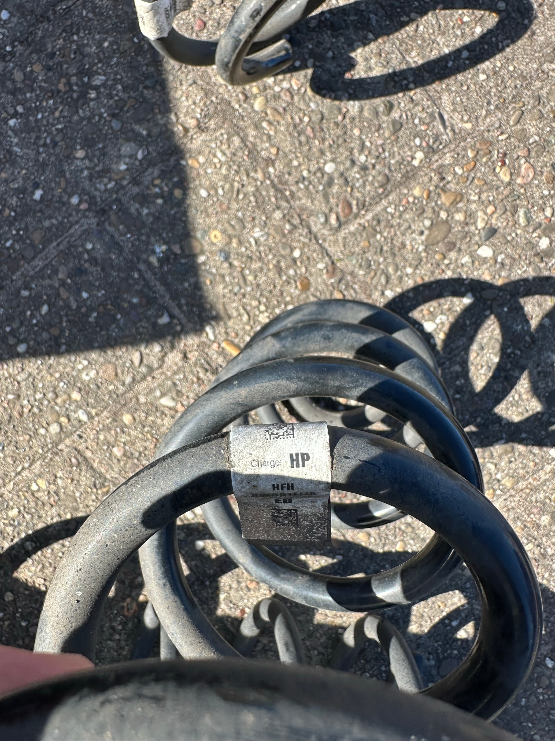 ПРУЖИНИ AUDI A4 B9 A6 C8 ASO OEM 8W0411105 