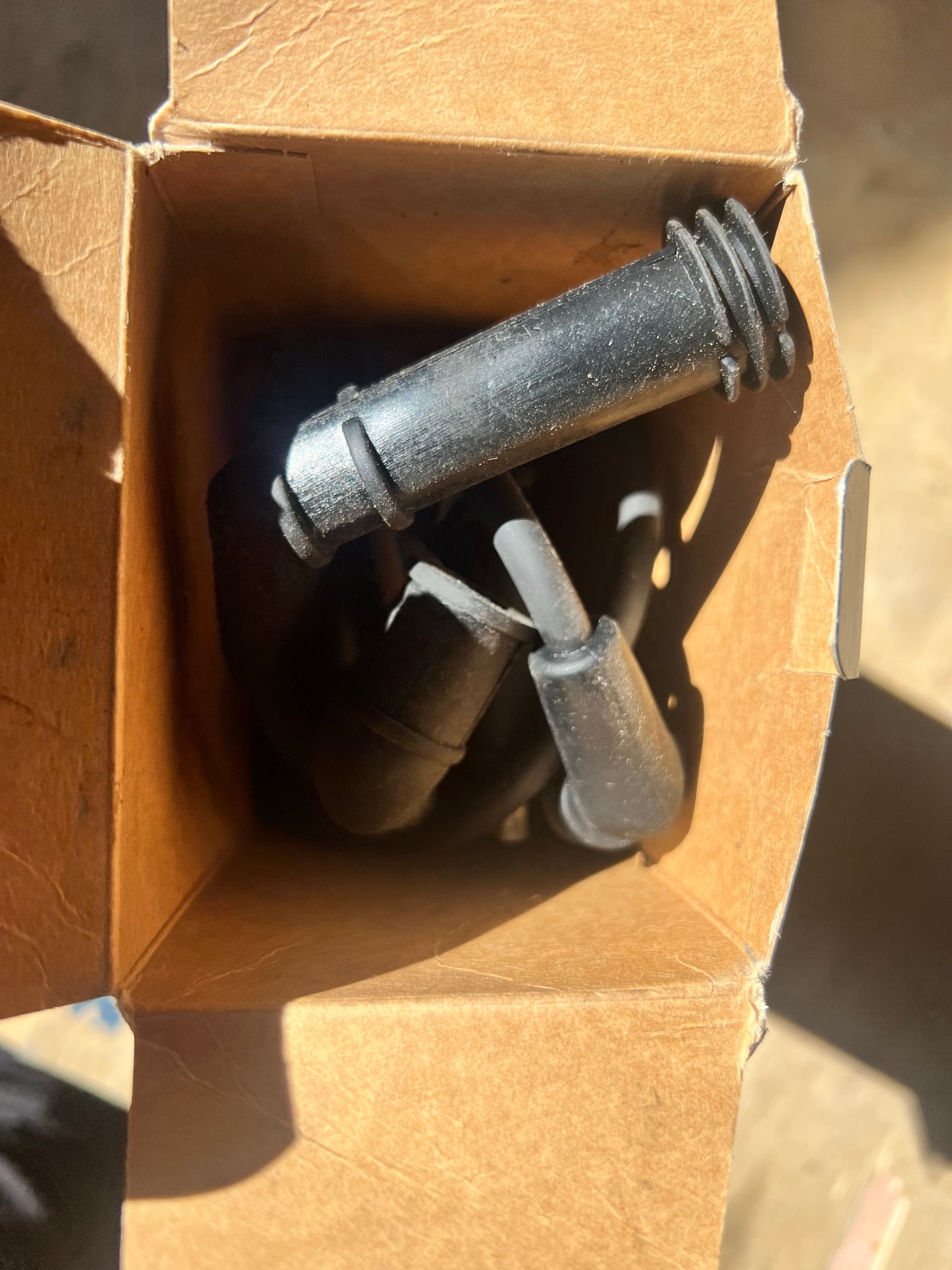 BOSCH 0 986 356 898 КОМПЛЕКТ ПРОВОДОВ ЗАЖИГАНИЯ 