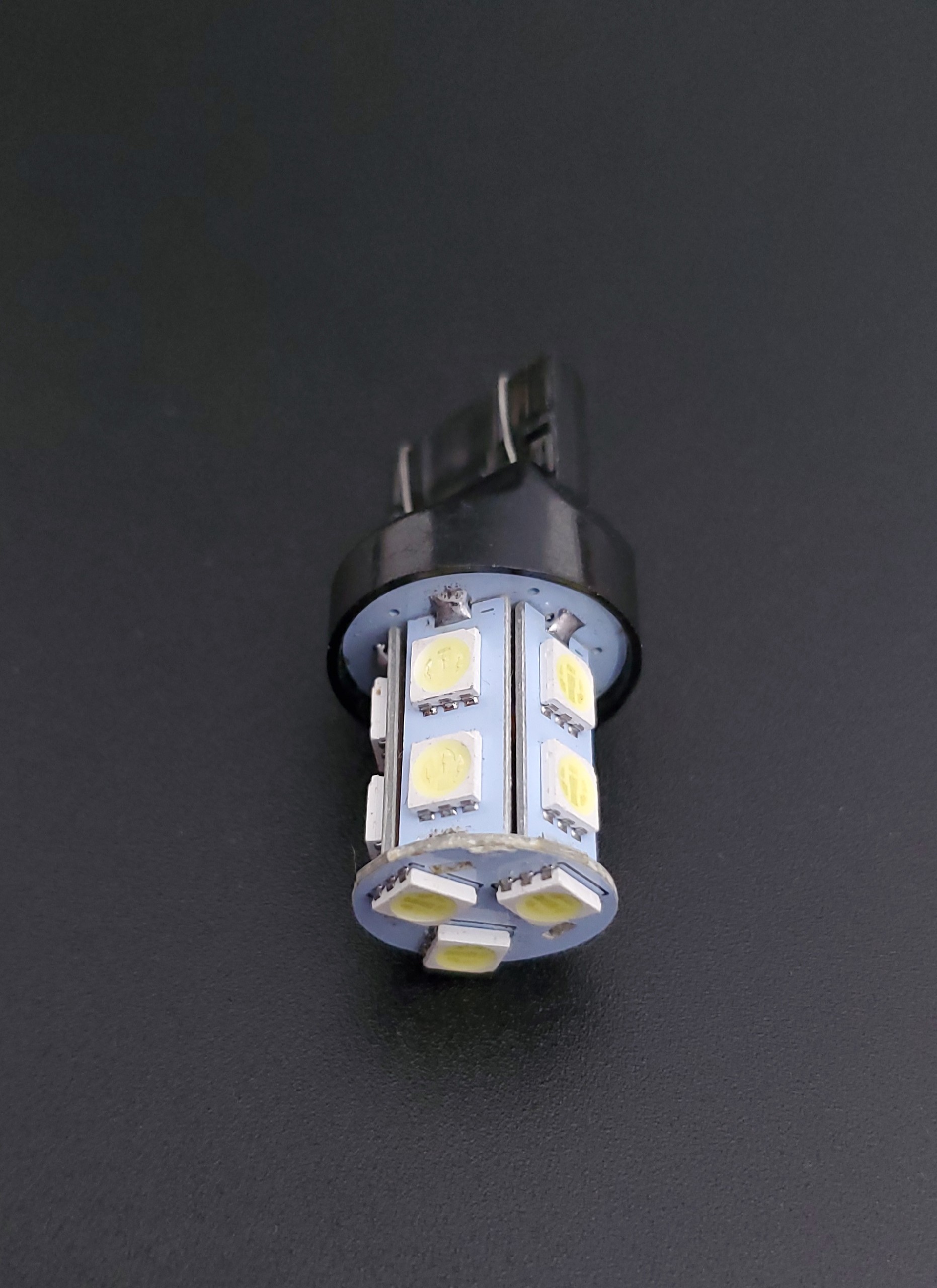 ЛАМПОЧКИ СВЕТОДИОДНЫЕ 12V, 21/5W, T20 