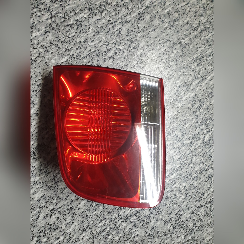 VW TOUAREG РЕСТАЙЛ ФАРА ЗАД ПРАВА W КРИШКУ БАГАЖНИКА 7L6945094H 