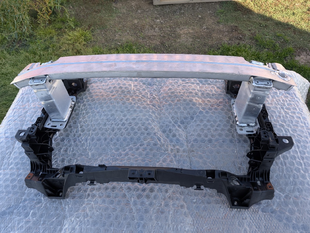 БАЛКА РЕМІНЬ ПІДСИЛЕННЯ ПЕРЕДНЄ AUDI Q7 РЕСТАЙЛ 4M0805594 