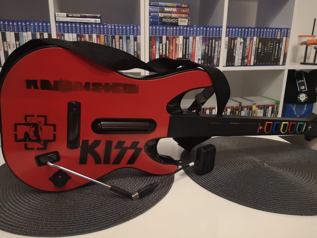 Kolekcjonerska gitara Guitar Hero PC adapter Radzionków Licytacja