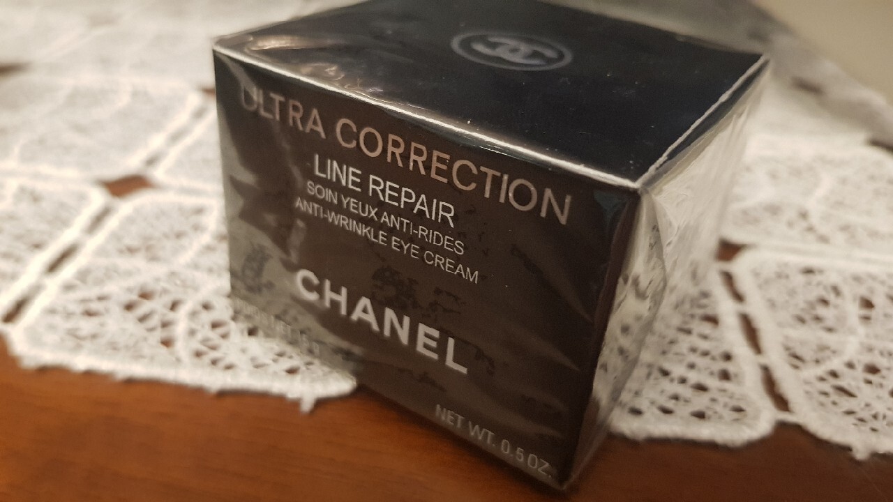 Chanel Ultra Correction Line Repair, Puławy