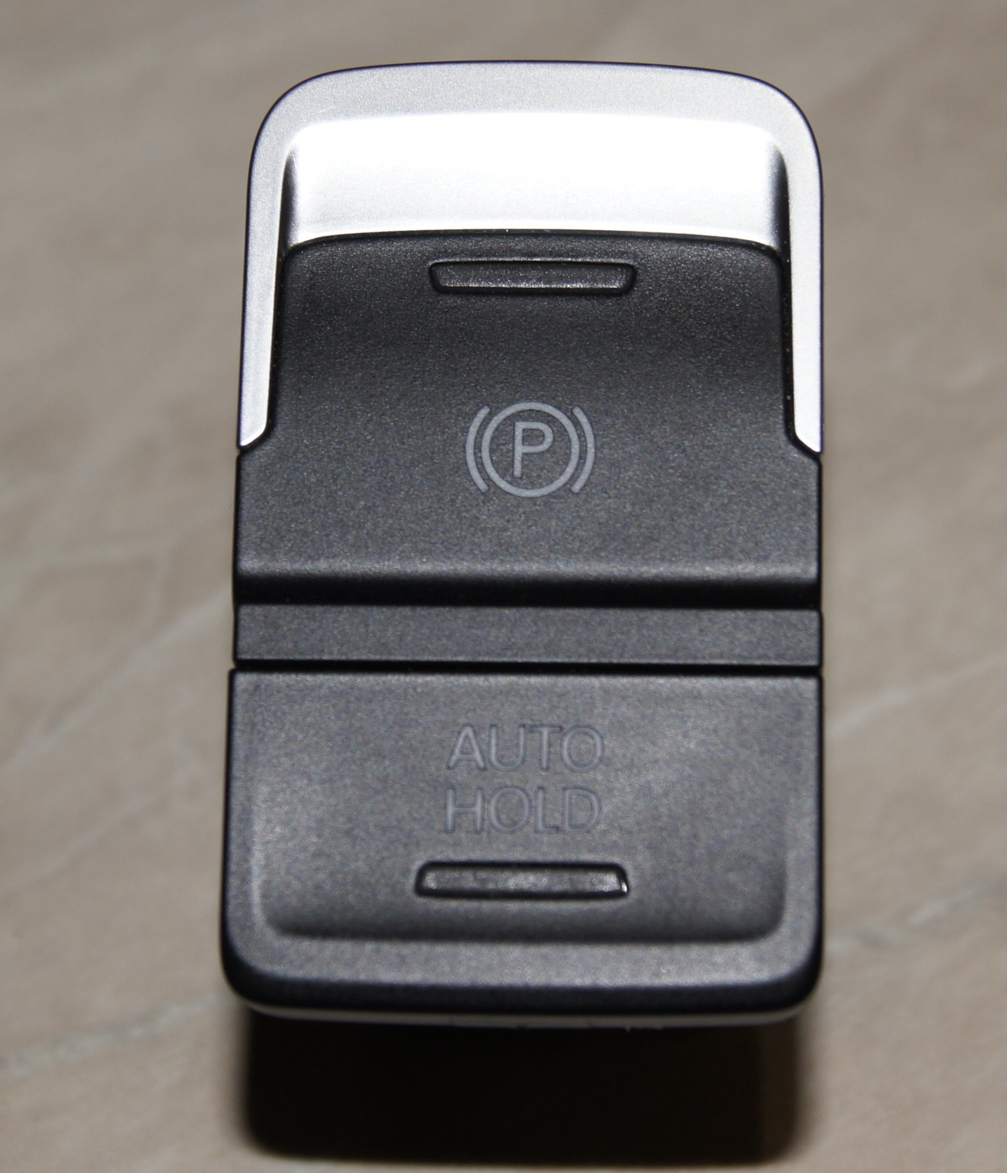 ПЕРЕМИКАЧ КНОПКА ГАЛЬМА VOLKSWAGEN 3G0927225 
