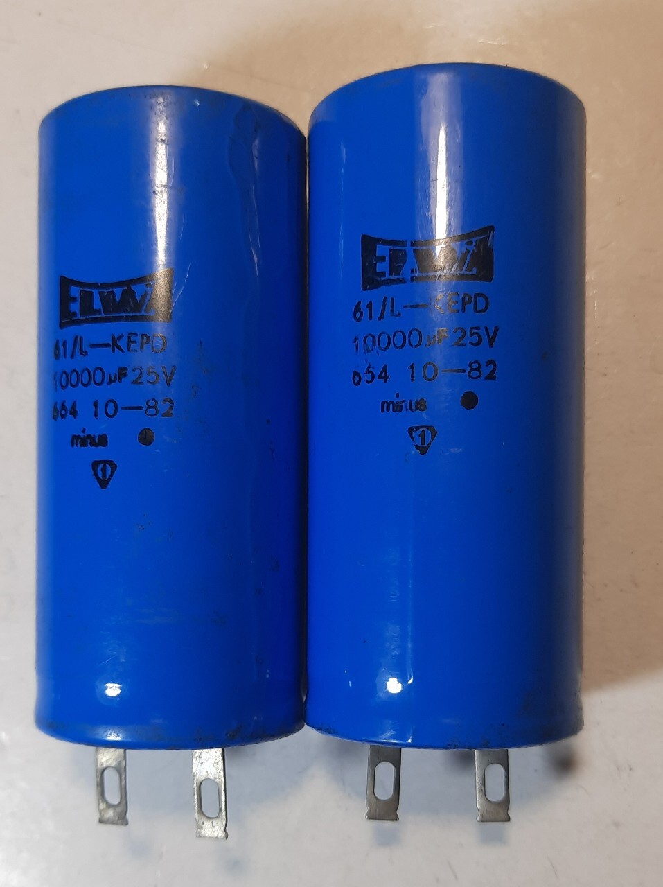 Kondensator 10000uF 25V 2szt. | Brzoza | Kup teraz na Allegro Lokalnie