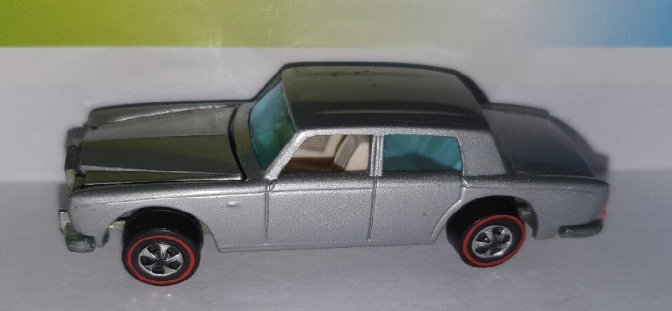 Hot wheels rolls royce silver best sale shadow