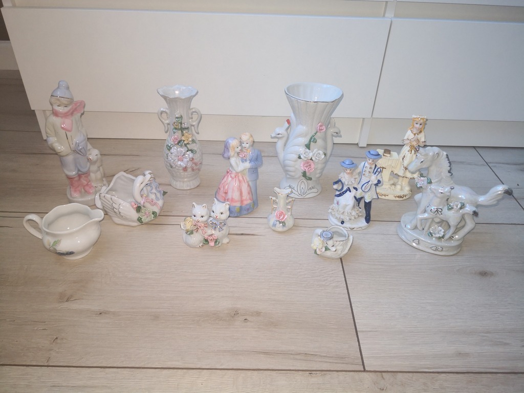W Składzie Porcelany Było 300 Figurek Porcelanowych Słonie Stanowiły 70 Zestaw porcelanowych figurek | Bartoszyce | Kup teraz na Allegro Lokalnie