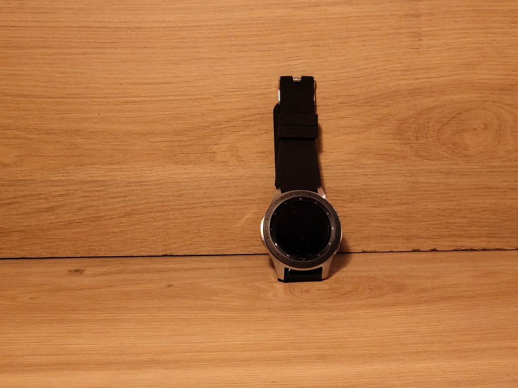 Zdjęcie oferty: Smartwatch Samsung Galaxy Watch 46mm srebrny