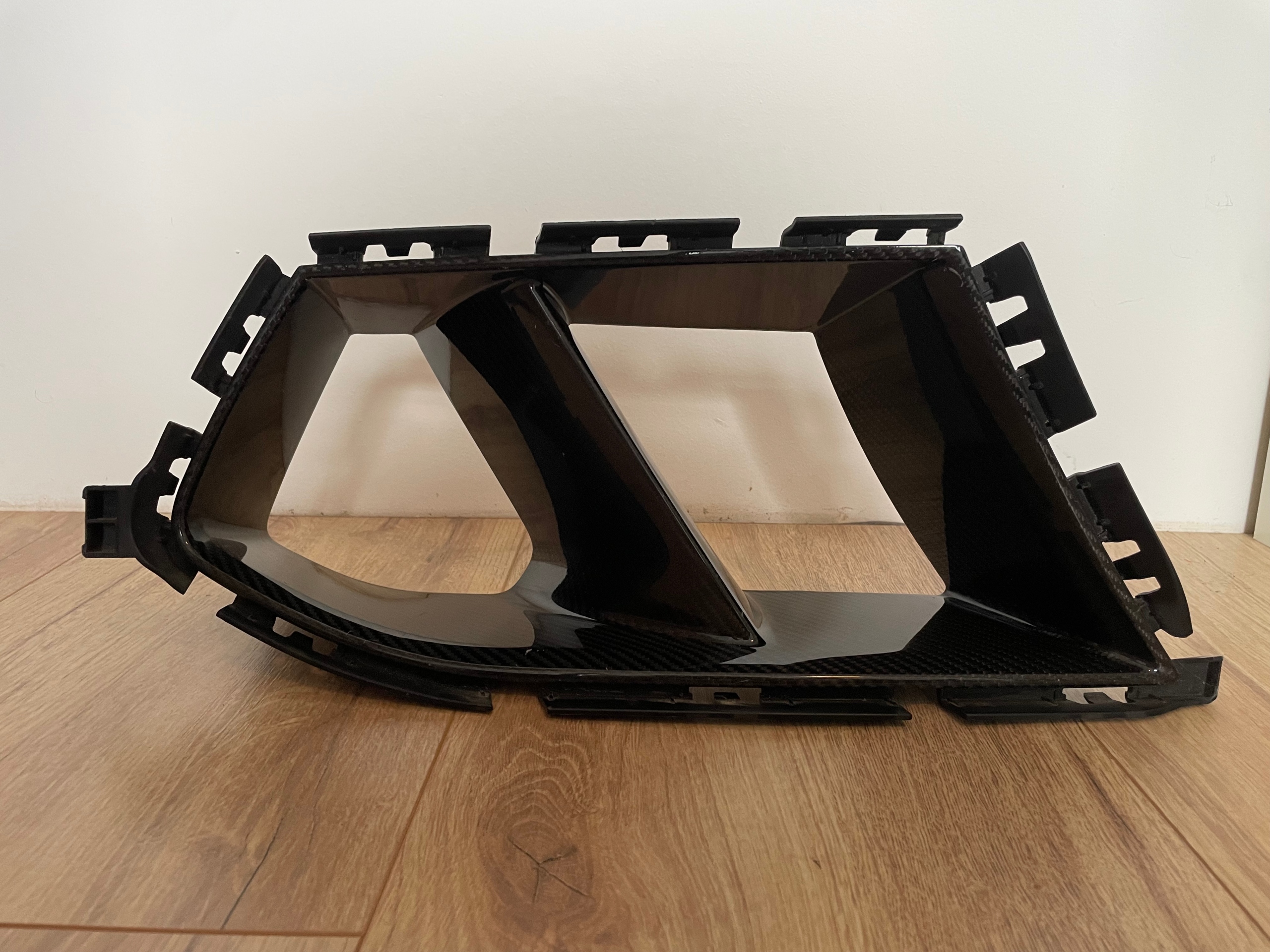 ВПУСК ПОВІТРЯ КАРБОН BMW M3 G80 M4 G82 G83 ПРАВИЙ ОРИГІНАЛ 51118074774 