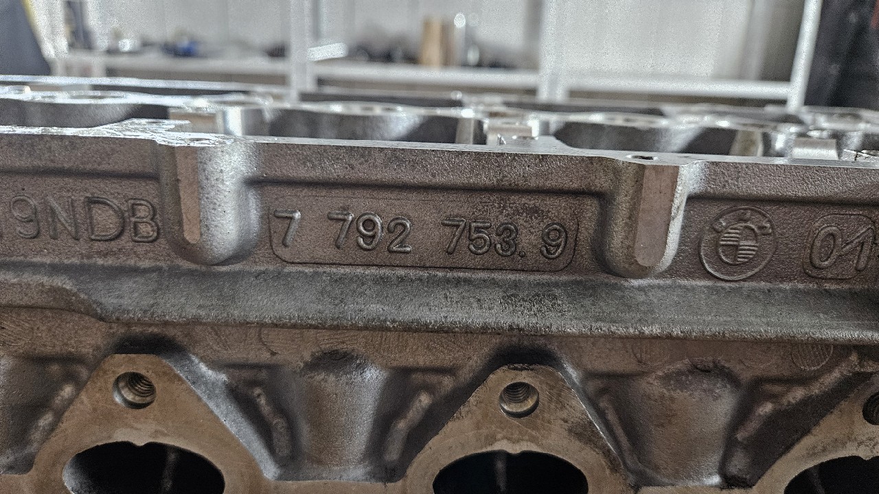 ГОЛОВКА BMW 77927539 3.0D E60 E61 E63 E65 PO РЕСТАВРАЦІЇ 