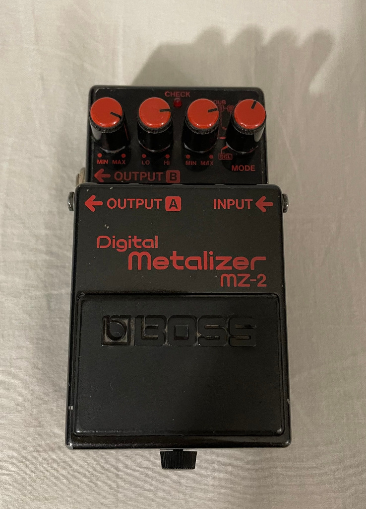 【Crossrod stone】BOSSデジタルメタライザー　MZ-2 Underrated! Boss MZ-2 Digital Metalizer - YouTube
