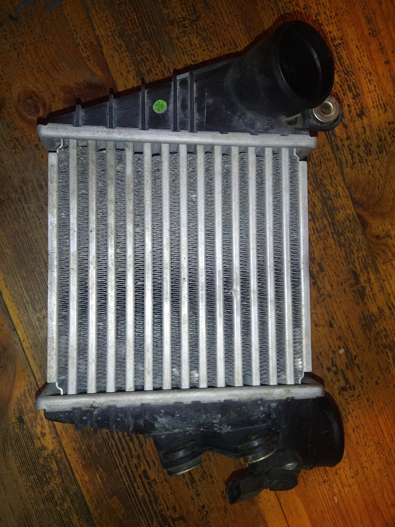 INTERCOOLER AUDI A3 8L 1.8t chłodnica powietrza Frampol Kup teraz