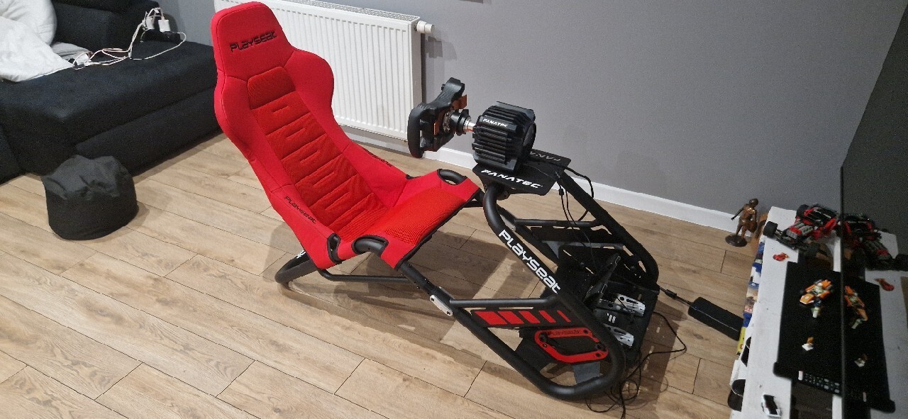 Playseat Trophy Red, Jasienica