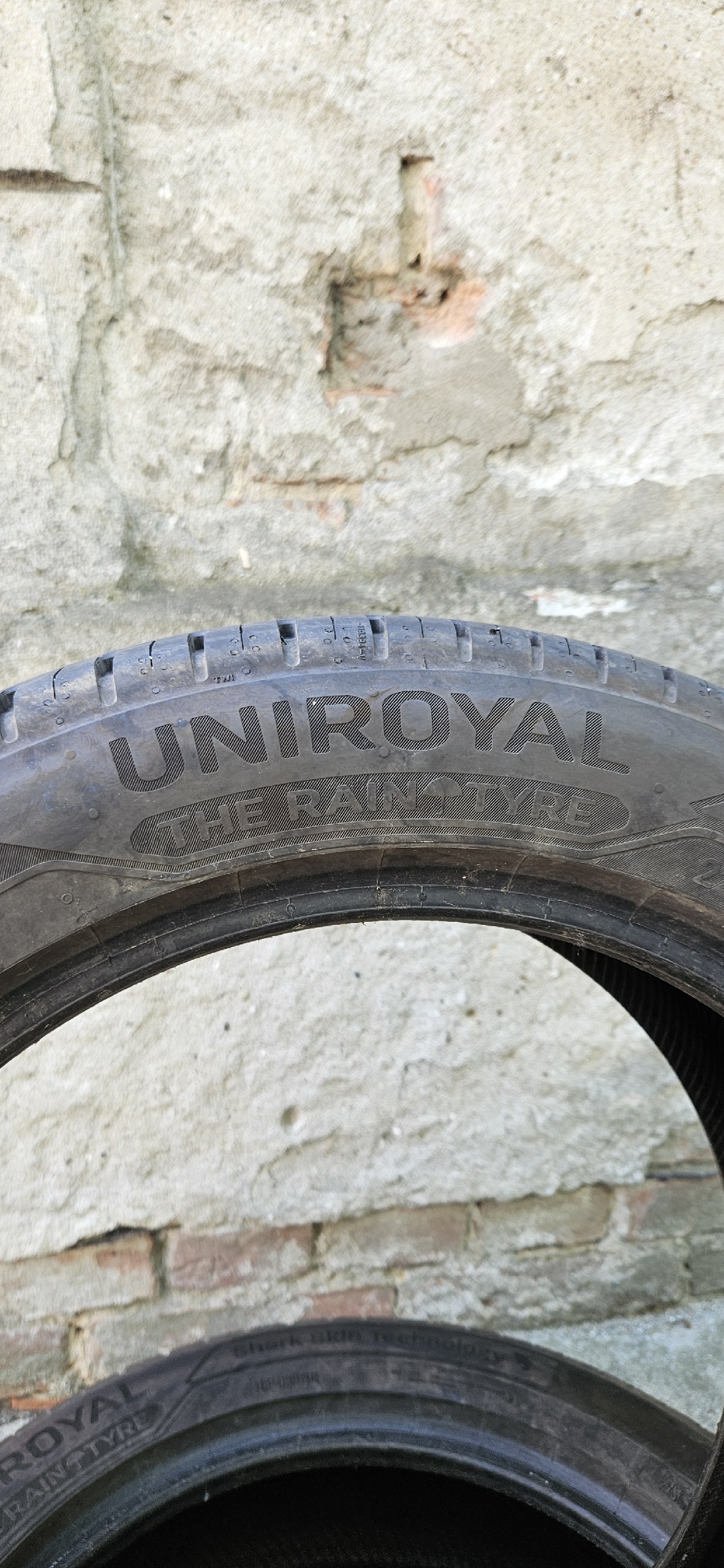 UNIROYAL RAINSPORT 5 225/50 R17 94V DOT 0924 – 2 ШТУКИ 