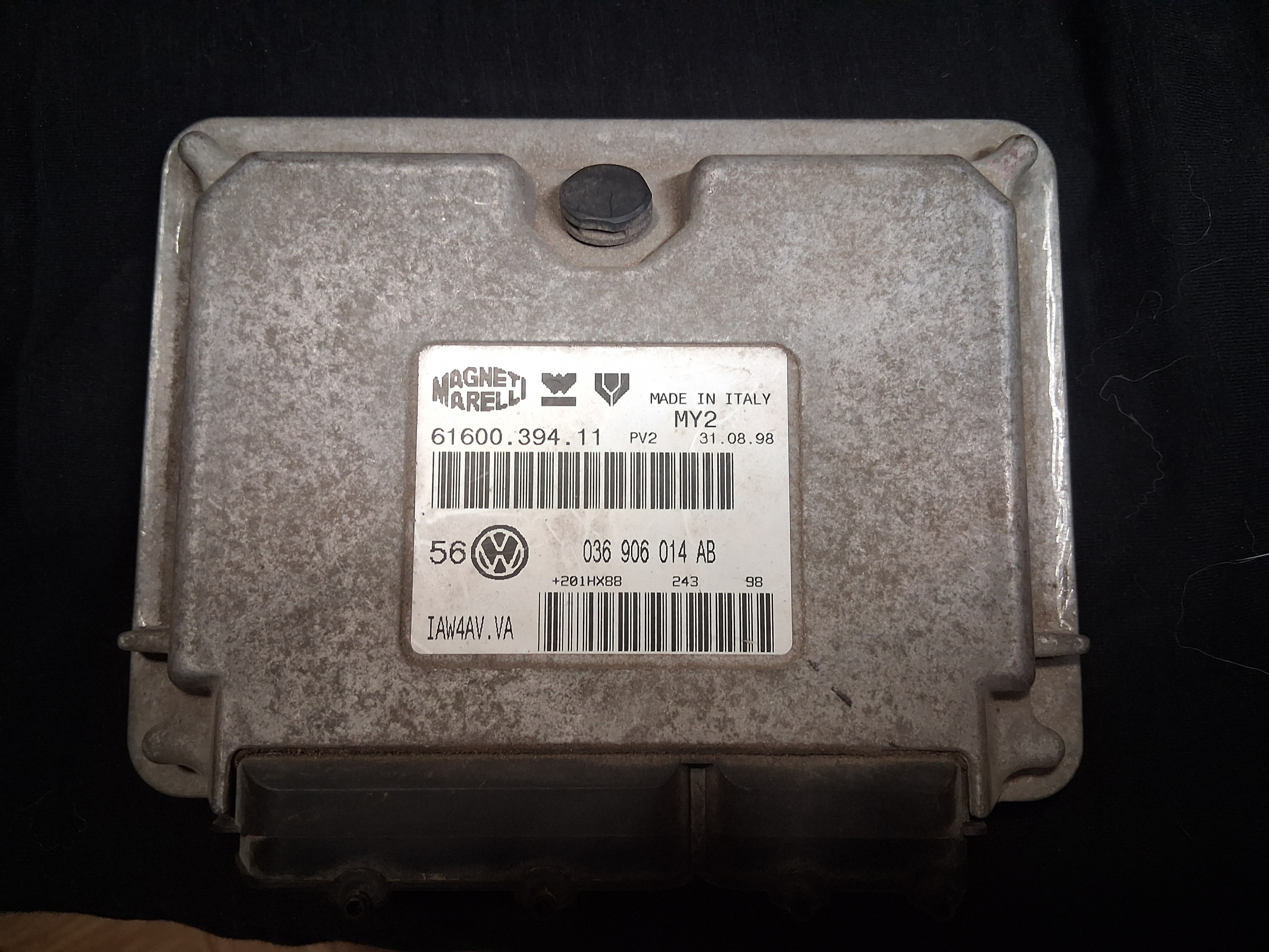 БЛОК КЕРУВАННЯ ДВИГУНА VW GOLF IV 1.4 16V 036906014AB 