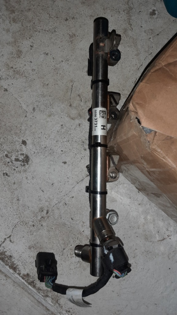 НАКЛАДКА ПАЛИВНА ФОРСУНКА ASTRA K 1.2 ТУРБО 55503731 