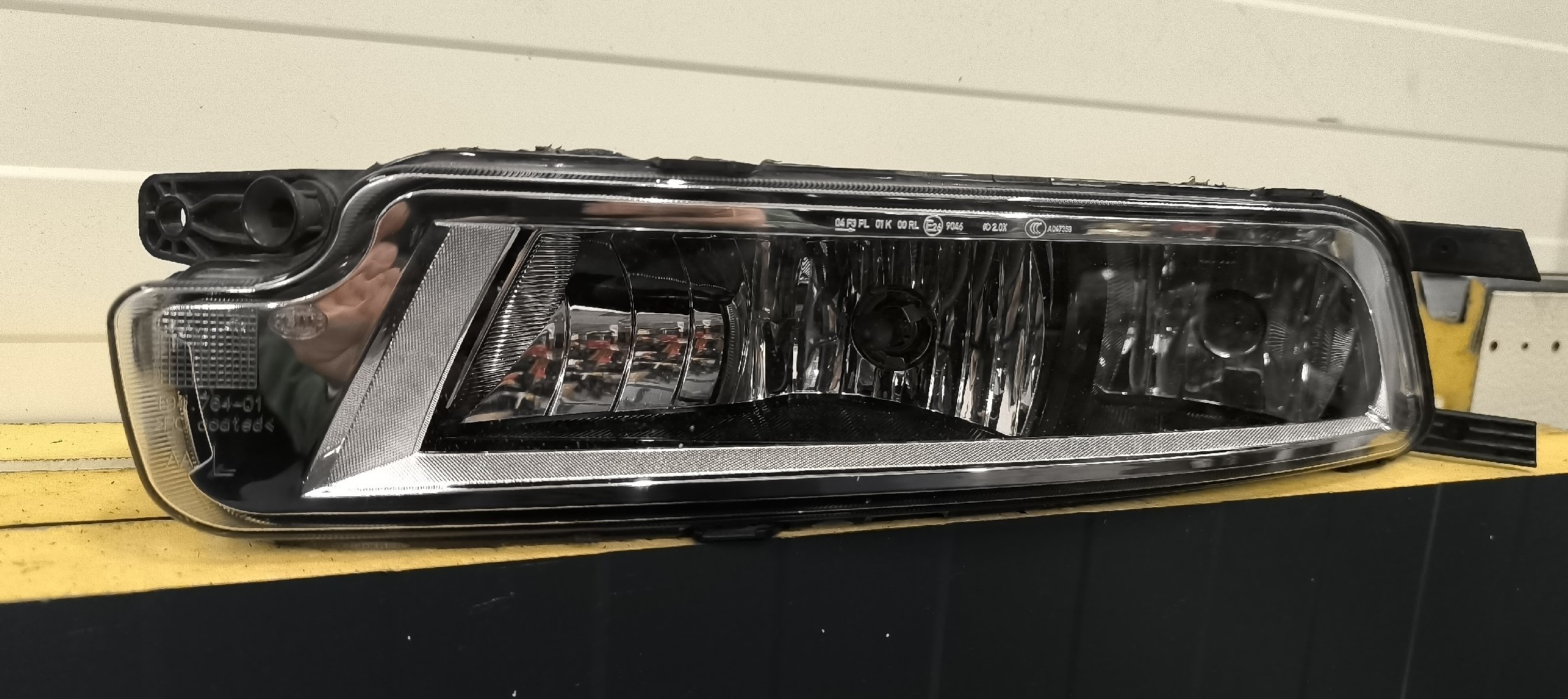 ФАРА ТУМАННА ЛІВА VW ПАСАТ B8 3G0941661E 