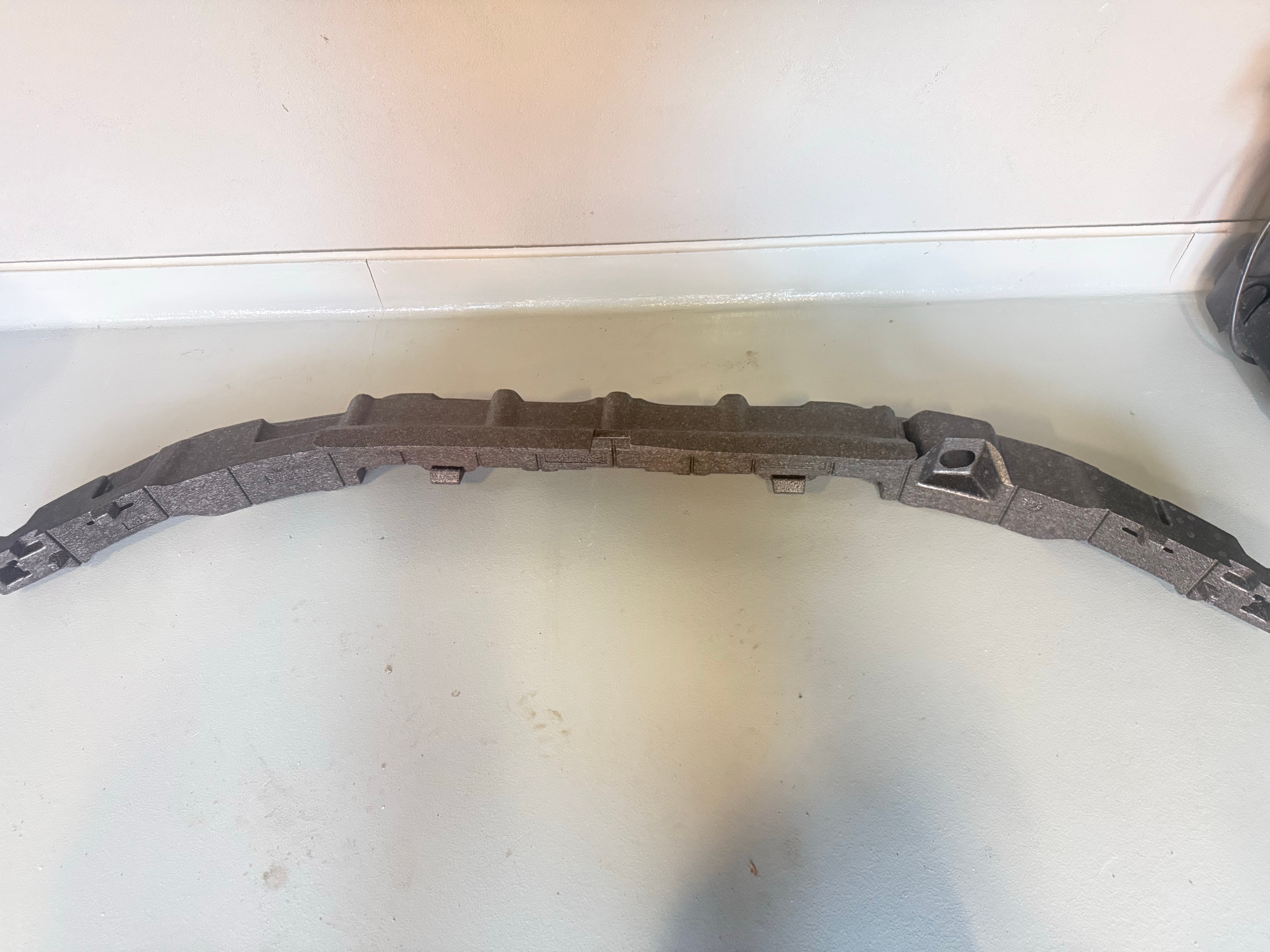 BMW 8 G16 G15 G14 АБСОРБЕР БАМПЕРА ПЕРІД ПЕРЕДНІЙ 7373402 